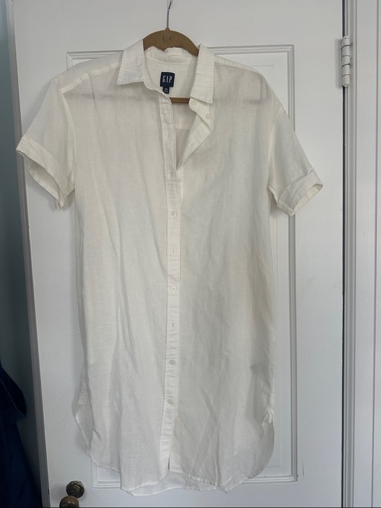 GAP Dresses & Skirts - GAP Ivory Short-Sleeve Button-Down Tunic Shirt
